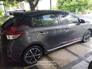 Jual bekas Dijual MobilYaris TRD Sportivo Triptonic 2017,lokasi di Jakarta Selatan