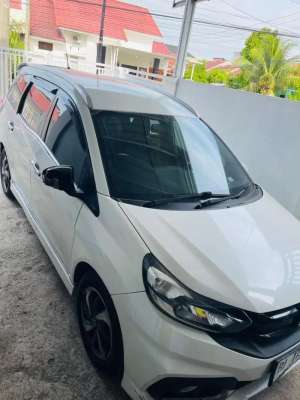 Jual bekas Dijual mobilio rs pemakaian pribadi,lokasi di Padang Kota