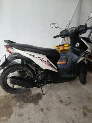 Jual bekas Dijual motor honda beat 2014 pajak hidup,lokasi di  ,Kendal Kab.