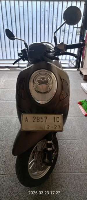 Jual bekas Dijual motor honda scoopy tahun 2022,lokasi di Serang Kota