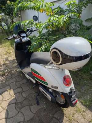 Jual bekas Dijual motor listrik Tangkas type E6Box cakeep,lokasi di Bekasi Kota