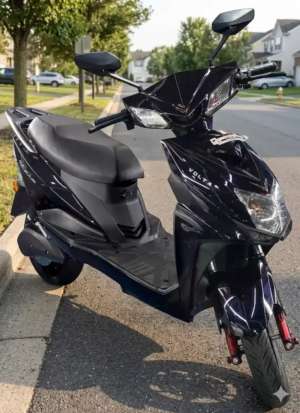 Jual bekas DIJUAL MOTOR LISTRIK VOLTA 401 KONDISI BAGUS,lokasi di Surabaya Kota