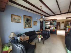 DIJUAL MURAH RUMAH DALAM KOMPLEK KEMANGGISAN JAKARTA BARAT lokasi di Jakarta Barat, tersedia melalui melalui situs Olx