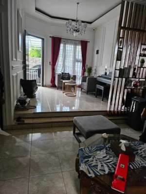 Dijual Murah Rumah di Kebon Jeruk Jakarta Barat lokasi di Jakarta Barat, tersedia melalui melalui situs Olx