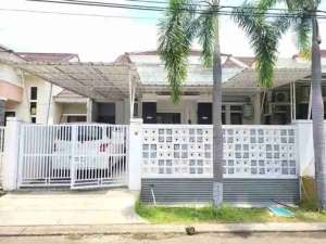 dijual murah rumah rapih siap huni di aralia harapan indah Bekasi lokasi di Bekasi Kab., tersedia melalui melalui situs Olx