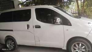 Jual bekas Dijual Nissan Evalia 1,5 MT, hg Nego.,lokasi di Sambas Kab.