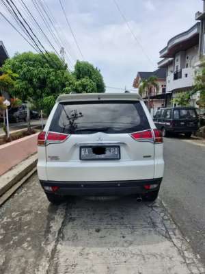 Jual bekas Dijual Pajero Dakar 4x2 metic,lokasi di Padang Kota