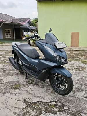 Jual bekas Dijual PCX CBS ISS 160cc 2023 Blue matte Cakep,lokasi di  ,Tangerang Selatan Kota