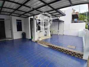 Dijual Perumahan Bukit Indah Sukajadi Cluster Cemara Tiang Furnished lokasi di Batam Kota, tersedia melalui melalui situs Olx