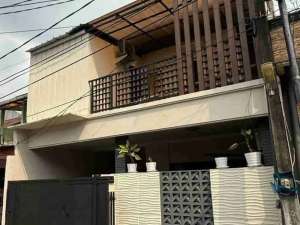 DIJUAL PERUMAHAN MEWAH BEKASI JATIWARNA SIAP HUNI lokasi di Bekasi Kab., tersedia melalui melalui situs Olx