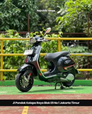 Jual bekas DIJUAL PIAGGIO VESPA SPRINT S 150 IGET ABS LED TH 2019 PERFECT CONDITI,lokasi di Tangerang Selatan Kota