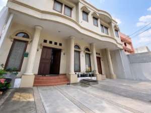 Dijual Properti Komersial LT 400 m di Pasar BaruPotensi Kost 5 Lantai, Bebas Banjir , tersedia melalui melalui situs Olx