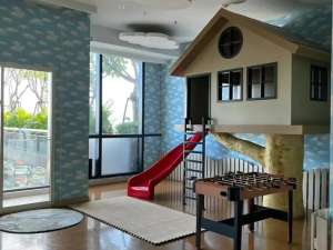 Dijual Rugi Apartemen The Peak 3BR1 Full Furnished, Embong Malang Surabaya lokasi di Surabaya Kota, tersedia melalui melalui situs Olx
