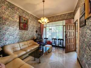 Dijual Rumah 1 Lantai Terawat Semi Furnish Tengah Kota, Garuda, Bandung lokasi di Bandung Kota, tersedia melalui melalui situs Olx