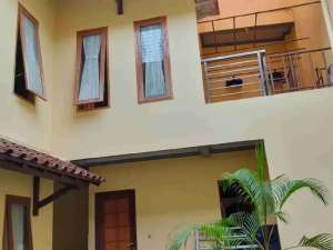 Dijual Rumah 2 Lantai 7 kamar Tidur Di Karang Tengah Tangerang Kota lokasi di Tangerang Kota, tersedia melalui melalui situs Olx