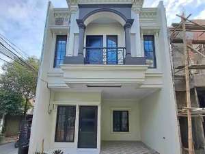 Dijual Rumah 2 Lantai 800 an Juta Di WarungSilaJagakarsa lokasi di Jakarta Selatan, tersedia melalui melalui situs Olx