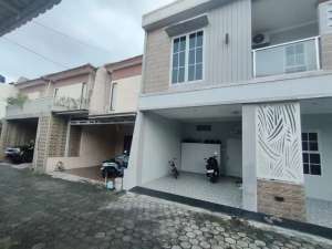 Dijual Rumah 2 lantai, dalam cluster Ajwa Residence pekayon ps rebo lokasi di Jakarta Timur, tersedia melalui melalui situs Olx