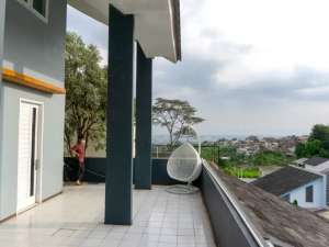 Dijual Rumah 2 Lantai Dengan View Alam Indah - Harga Termurah di Bandung dan Kab. Bandung lokasi di Bandung Kota, tersedia melalui melalui situs Olx