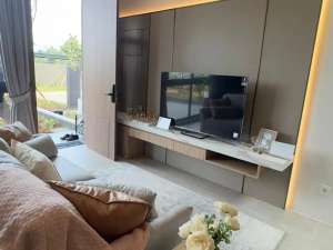 DIJUAL RUMAH 2 LANTAI DI BSD CITY DEKAT TOL BANGET STRATEGIS MINIMALIS MEWAH PROMO FREE DP lokasi di Tangerang Selatan Kota, tersedia melalui melalui situs Olx