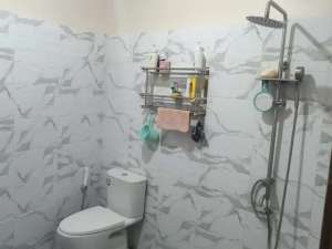 Dijual Rumah 2 Lantai di Ciledug, Tangerang, Bebas Banjir, SHM lokasi di Tangerang Kota, tersedia melalui melalui situs Olx