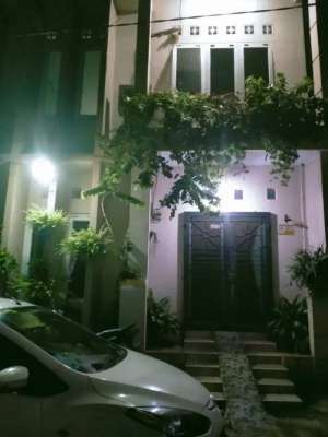 DIJUAL RUMAH 2 LANTAI DI PERUMAHAN PAPAN MAS TAMBUN SELATAN lokasi di Bekasi Kab., tersedia melalui melalui situs Olx