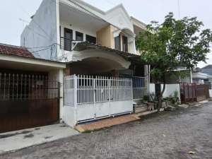 Dijual Rumah 2 Lantai Mulyosari Tengah dekat Pakuwon City, ITS, UNAIR, Galaxy Mall lokasi di Surabaya Kota, tersedia melalui melalui situs Olx