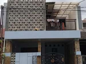 Dijual Rumah 2 lantai, perumnas 1 Kayuringin lokasi di Bekasi Kota, tersedia melalui melalui situs Olx