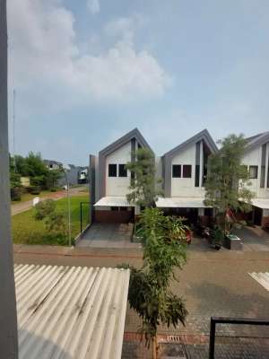 Dijual rumah 2lt baru serah terima Nov 23 hadap Selatan, Legok Tng lokasi di Tangerang Kab., tersedia melalui melalui situs Olx