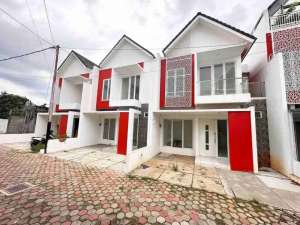 Dijual Rumah 2LT Siap Huni Bisa KPR Dkt Fresh Market Cikunir Pondok Gede Kota Bekasi ALI lokasi di Bekasi Kota, tersedia melalui melalui situs Olx
