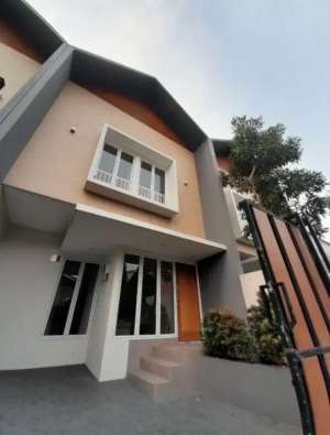Dijual Rumah 2lt.Brand New siap huni di kawasan Bintaro sektor 9. lokasi di Jakarta Selatan, tersedia melalui melalui situs Olx