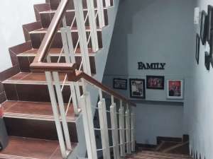 DIJUAL RUMAH 3 LANTAI Di Komplek Taman Royal-3Tangerang lokasi di Tangerang Kota, tersedia melalui melalui situs Olx