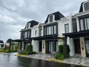 Dijual Rumah 3 Lantai di Cluster Bellefont By Rumah Chinida Ld lokasi di Tangerang Selatan Kota, tersedia melalui melalui situs Olx
