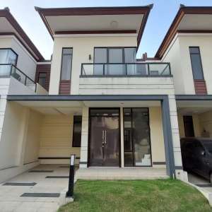 Dijual Rumah 7x12 di Cluster Enchanta SwanCity By Rumah Chinida lokasi di Tangerang Kab., tersedia melalui melalui situs Olx