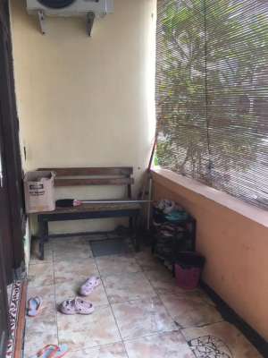 Dijual Rumah Akses Mobil, Dukuh Kupang Timur, Surabaya lokasi di Surabaya Kota, tersedia melalui melalui situs Olx
