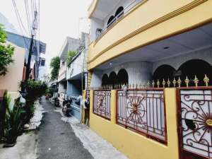Dijual Rumah bagus bebas banjir 2,5 Lantai Jakarta Barat lokasi di Jakarta Barat, tersedia melalui melalui situs Olx