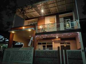 DIJUAL RUMAH BAGUS BESAR AREA SULFAT TENGAH KOTA MALANG lokasi di Malang Kota, tersedia melalui melalui situs Olx