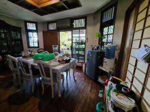 Dijual Rumah Bagus Pinggir Jalan Pulomas lokasi di Jakarta Pusat, tersedia melalui melalui situs Olx