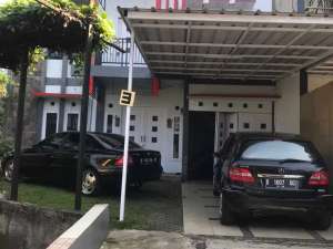 Dijual rumah bagus sehat 2 lantai di antapani kota bandung 2 miliar lokasi di Bandung Kota, tersedia melalui melalui situs Olx