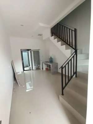 Dijual Rumah Baru 2 Lantai Bisa KPR diPercetakan Negara Jakarta Pusat lokasi di Percetakan Negara XI, tersedia melalui melalui situs Olx