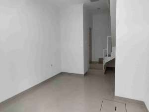 Dijual Rumah Baru 2 Lantai Dalam Gang di Kayumanis Matraman Jakarta Timur lokasi di Jakarta Timur, tersedia melalui melalui situs Olx