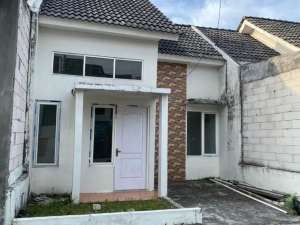 Dijual Rumah Baru Alana Regency Cerme 2 BR lokasi di Gresik Kab., tersedia melalui melalui situs Olx