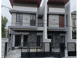 Dijual Rumah Baru Gress Under 2M Manyar Jaya Tengah Kota Surabaya Row 4 Mobil lokasi di Surabaya Kota, tersedia melalui melalui situs Olx