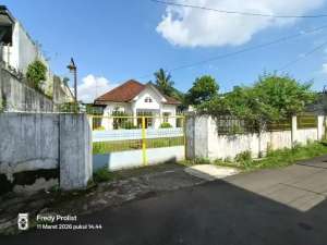 Dijual Rumah Bergaya Arsitektur Kolonial 1 Menit Ke Alun-Alun Purwokerto lokasi di Banyumas Kab., tersedia melalui melalui situs Olx