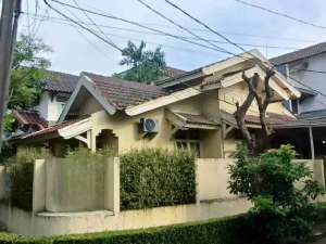 Dijual Rumah Bintaro Jaya Sektor 3A Tangerang Selatan lokasi di Jakarta Selatan, tersedia melalui melalui situs Olx