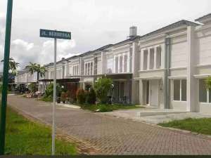 Dijual Rumah blossom tanjung bunga makassar lokasi di Makassar Kota, tersedia melalui melalui situs Olx