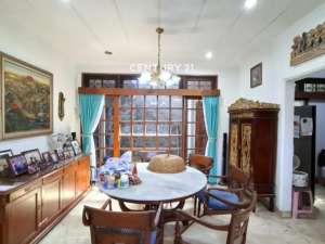 Dijual Rumah Cantik Di Bintaro Sektor 1 Jakarta Selatan lokasi di Jakarta Selatan, tersedia melalui melalui situs Olx