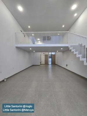 Dijual Rumah Cantik Hadap Timur di Joglo Jakarta By Rumah Chinida lokasi di Tangerang Kota, tersedia melalui melalui situs Olx