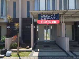 Dijual Rumah Cantik Puri Safira Regency Wiyung Cluster Grand Shanaya lokasi di Surabaya Kota, tersedia melalui melalui situs Olx