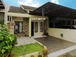 Dijual Rumah Cantik Terawat Siap Huni Di Depok DR 17857 lokasi di Depok Kota, tersedia melalui melalui situs Olx