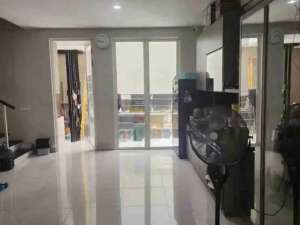 Dijual Rumah Citraland Greenlake - WiyungSurabaya Barat lokasi di Surabaya Kota, tersedia melalui melalui situs Olx